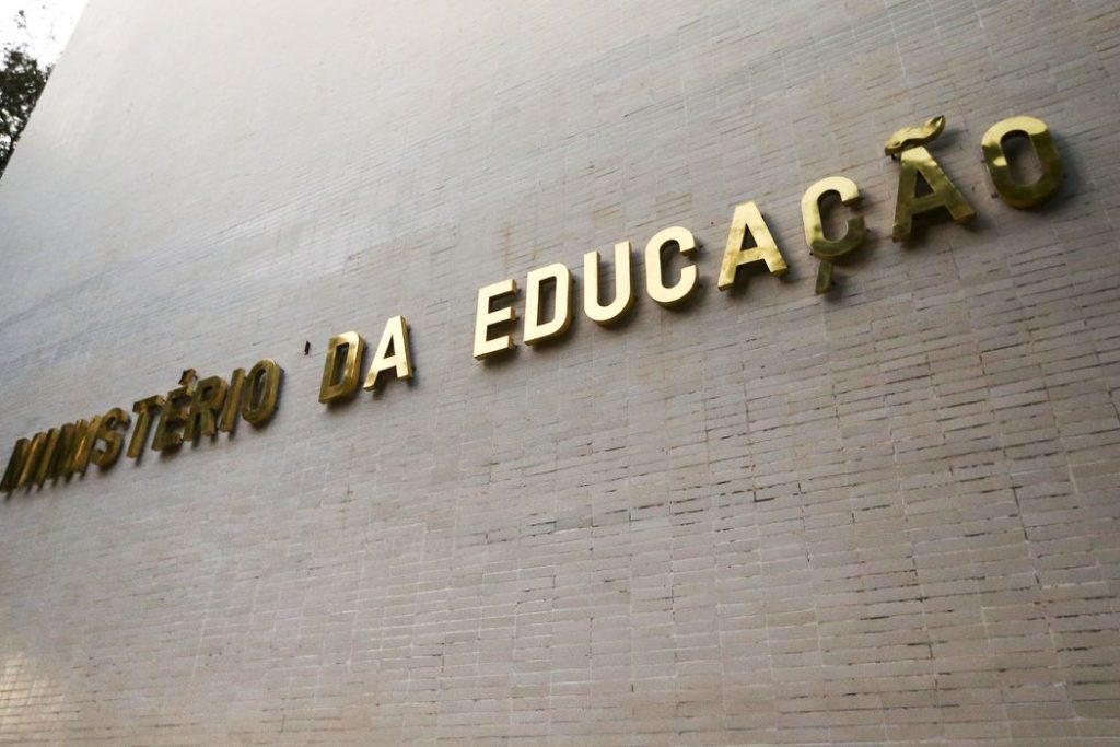 Programa é voltado às escolas públicas de educação básica/Marcello Casal Jr/Agência
Brasil