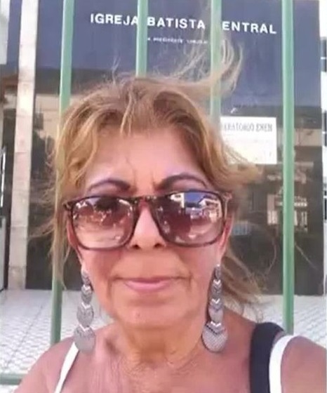 Maria Augusta Baião, de 68 anos, perdeu o controle do veículo e bateu no carro do assassino