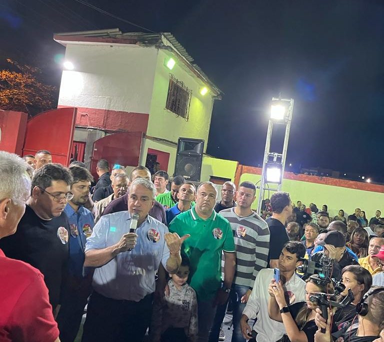 Candidato do PT a uma cadeira no Senado, presidente da Alerj atrai centenas de pessoas em encontro promovido por aliados na cidade da Baixada Fluminense/Divulgação