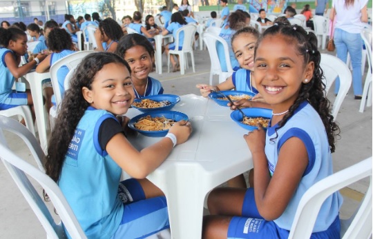 Cerca de cinco mil crianças, participaram das atividades recreativas e pedagógicas na Vila Olímpica do município/Divulgação
